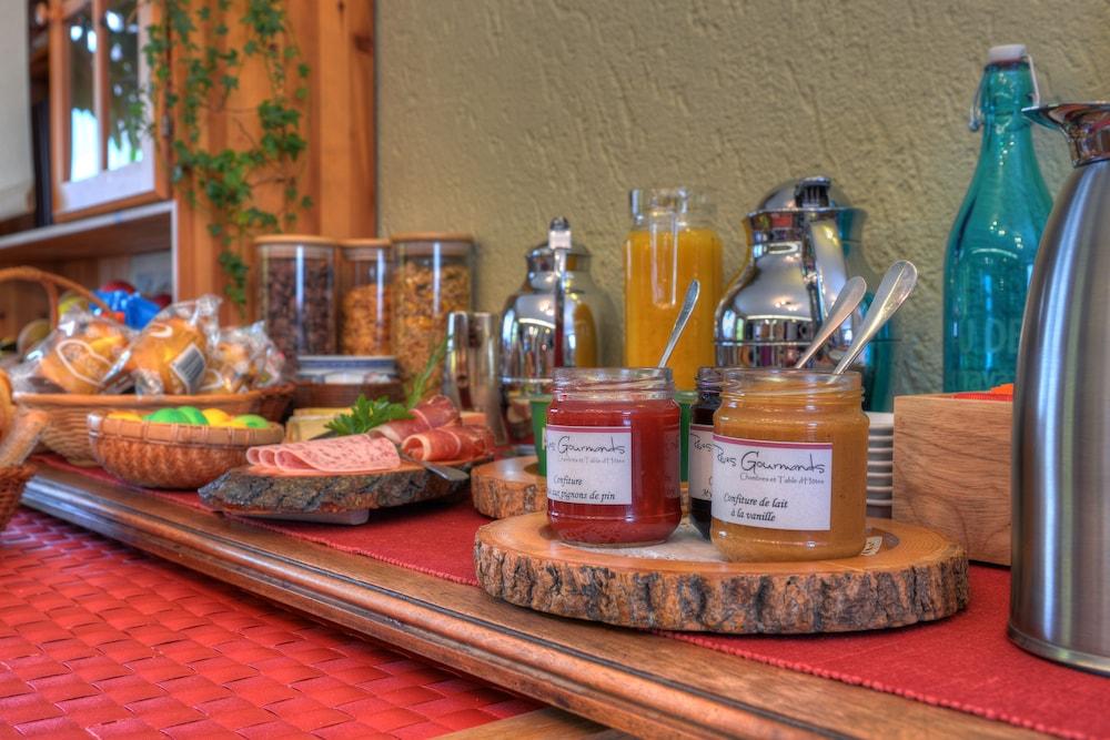 Reves Gourmands, Hotellerie & Gastronomie Vernayaz Εξωτερικό φωτογραφία