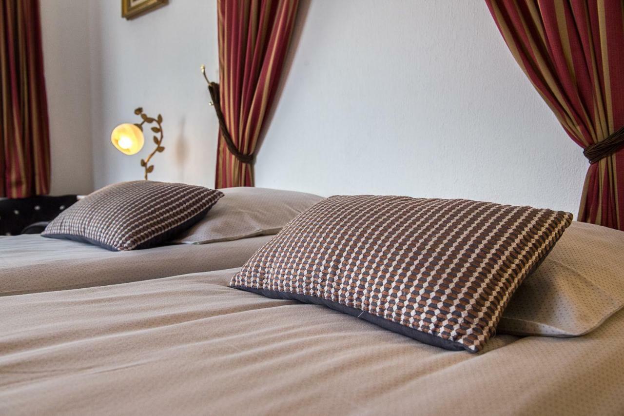 Reves Gourmands, Hotellerie & Gastronomie Vernayaz Εξωτερικό φωτογραφία